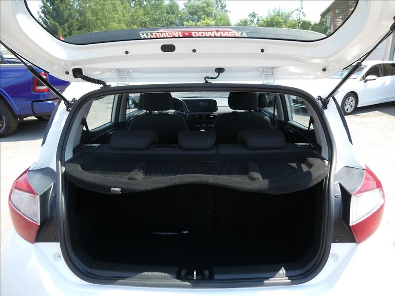 Hyundai i10 1,0 i 49kW 1.majitel, DPH, ČR - fotka 12 z 30