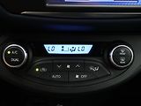 Toyota Yaris 1,5 VVT-i 82kW CZ Tažné Aut.kl - náhled 23