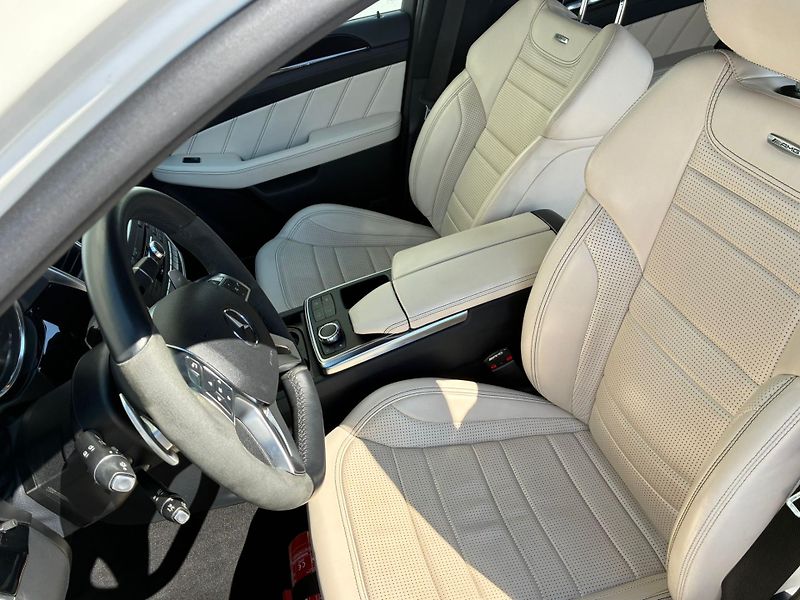 Mercedes-Benz Třídy M (2015) ML63 AMG ,386KW, 4MATIC, H/K - fotka 36 z 43