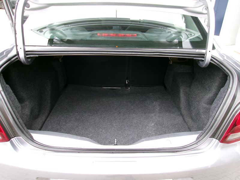 Peugeot 301 1.2 Puretech - fotka 17 z 22