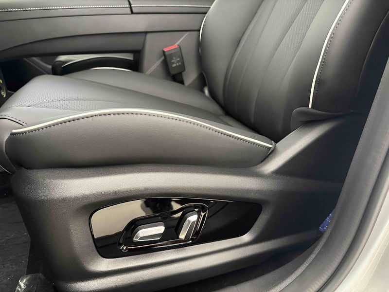 Omoda 5 (2026) Premium Facelift 1.6 tGDI  - fotka 13 z 54
