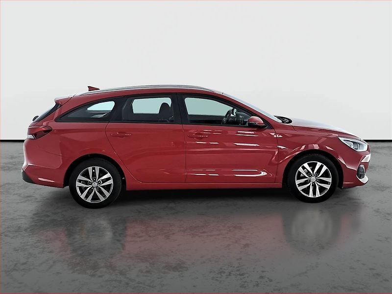 Hyundai i30 (2020) Comfort 1.0 T-GDI, Serv.kniha - fotka 6 z 18