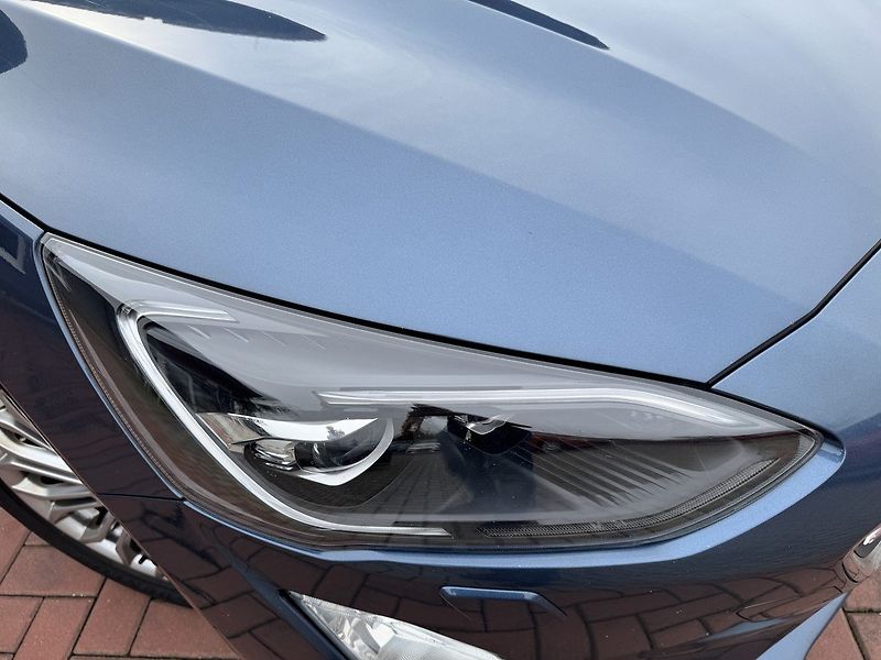 Ford Focus (2018) 2.0TDCi Titanium LED Kamera - fotka 37 z 49