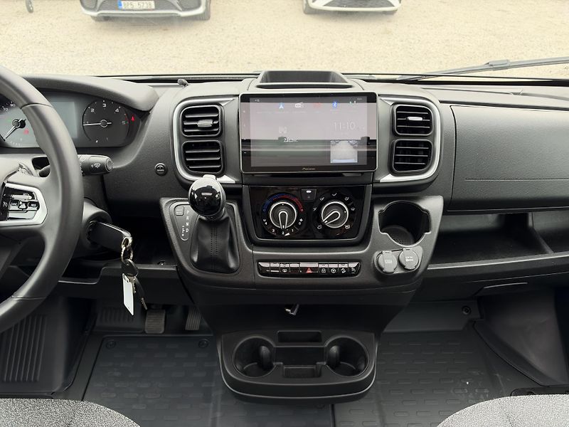 Citroën Jumper (2025) 2.2BlueHdi 103kw CARADO - fotka 24 z 33