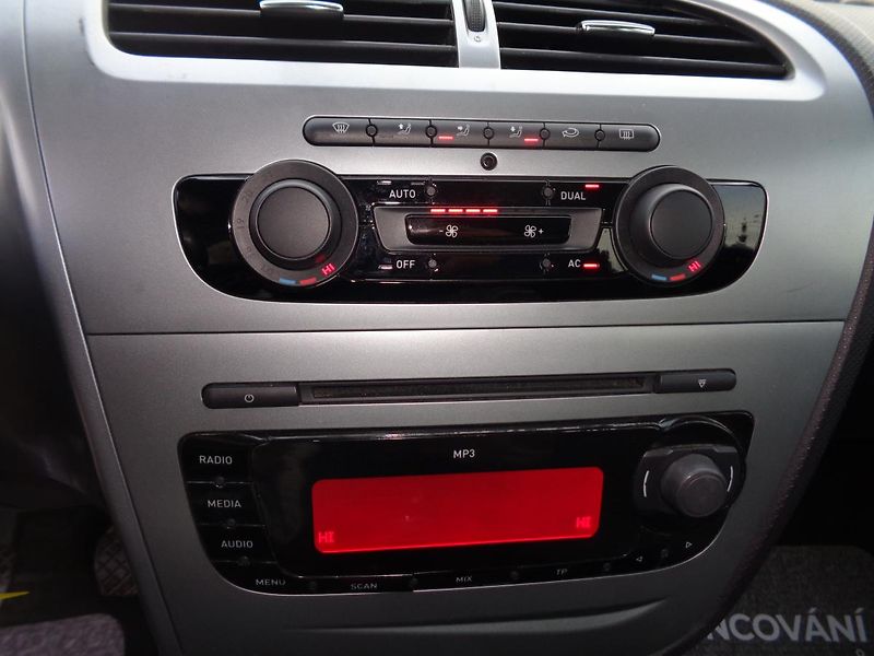 Seat Leon 1,9 TDI - fotka 9 z 13