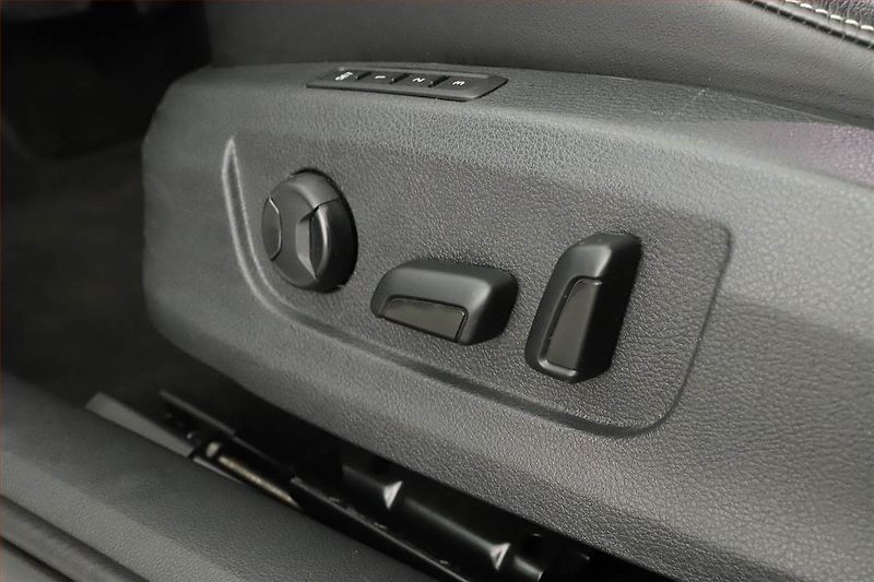 Škoda Superb (2022) Style 2.0 TDI, Automat, Kůže - fotka 19 z 21
