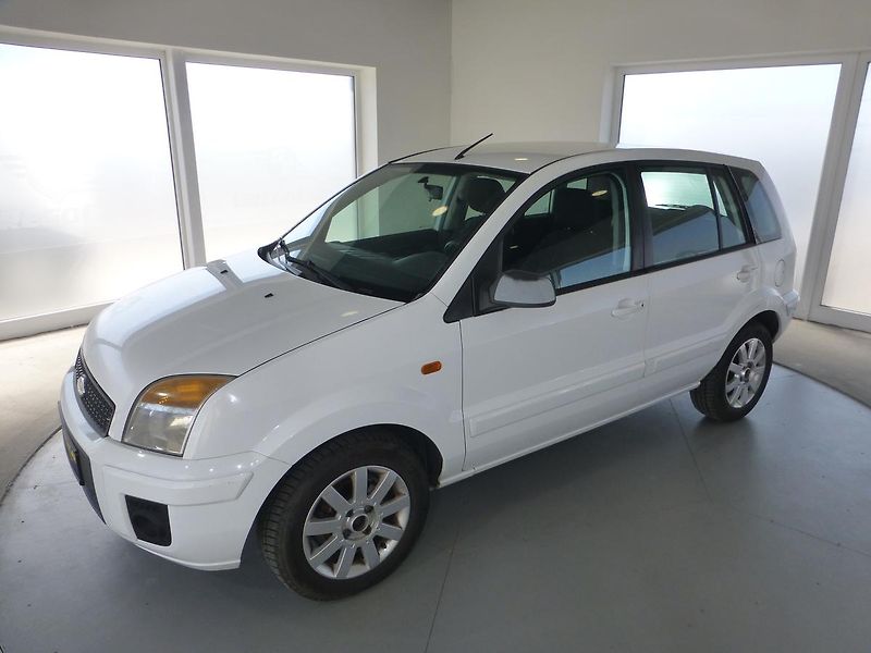 Ford Fusion (2010) 1,4i*KLIMA*VYHŘ.ČELNÍ SKLO* - fotografie inzerátu