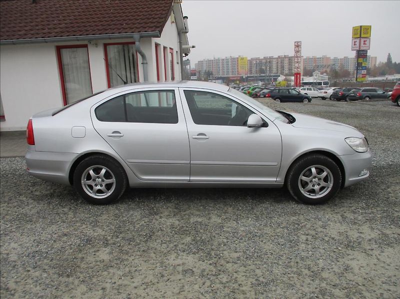 Škoda Octavia 1,4 TSI Elegance,klima,servis, - fotka 4 z 30