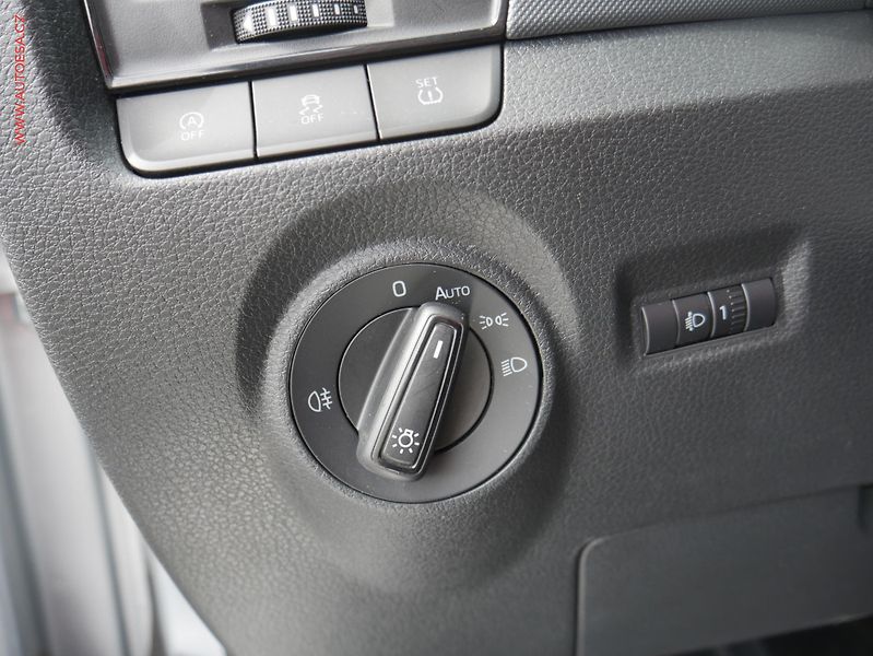 Škoda Fabia (2019) 1.0i, ČR, Active - fotka 14 z 16