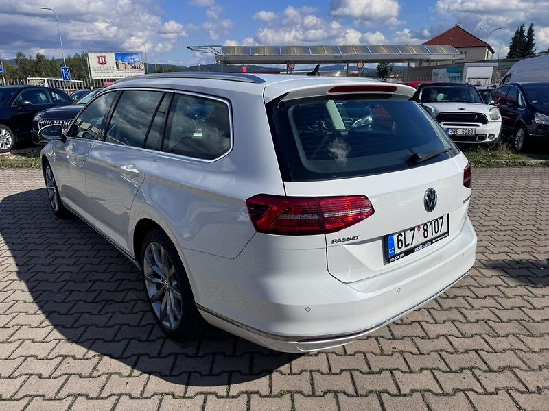 Volkswagen Passat (2017) B8 2,0 TDI 110 KW BEZ AD BLUE - fotka 4 z 50