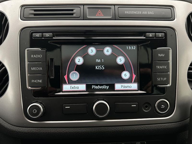Volkswagen Tiguan 2.0 TDI 4x4 CUP - fotka 20 z 26