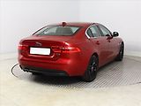 Jaguar XE (2016) 20d AWD, 4X4, Automat - náhled 4