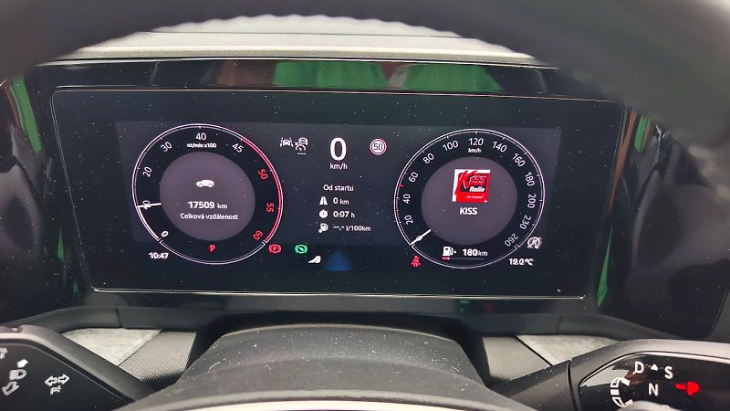 Škoda Kodiaq (2025) EXCL SELEC 4X4 TD 142/2.0 A7A - fotka 20 z 43