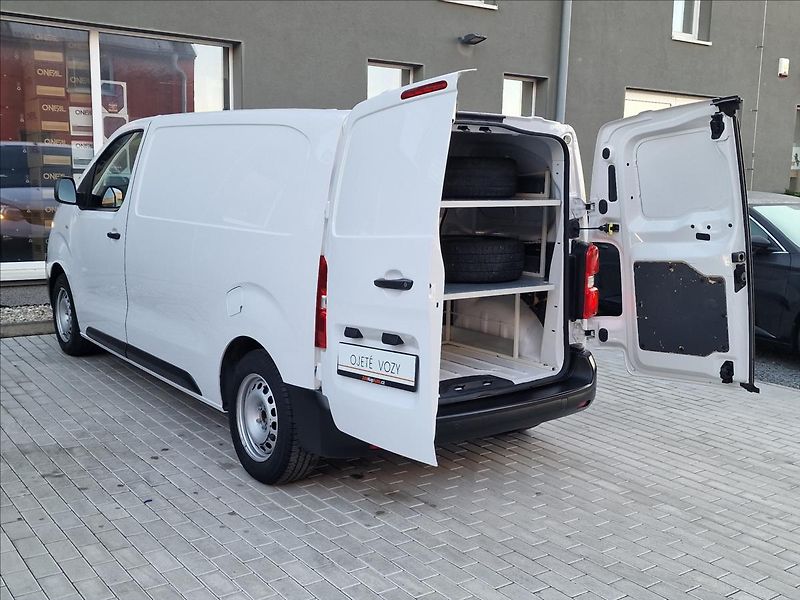 Opel Vivaro 1.5CDTI 88kW, původ ČR,1.Maj. - fotka 39 z 47