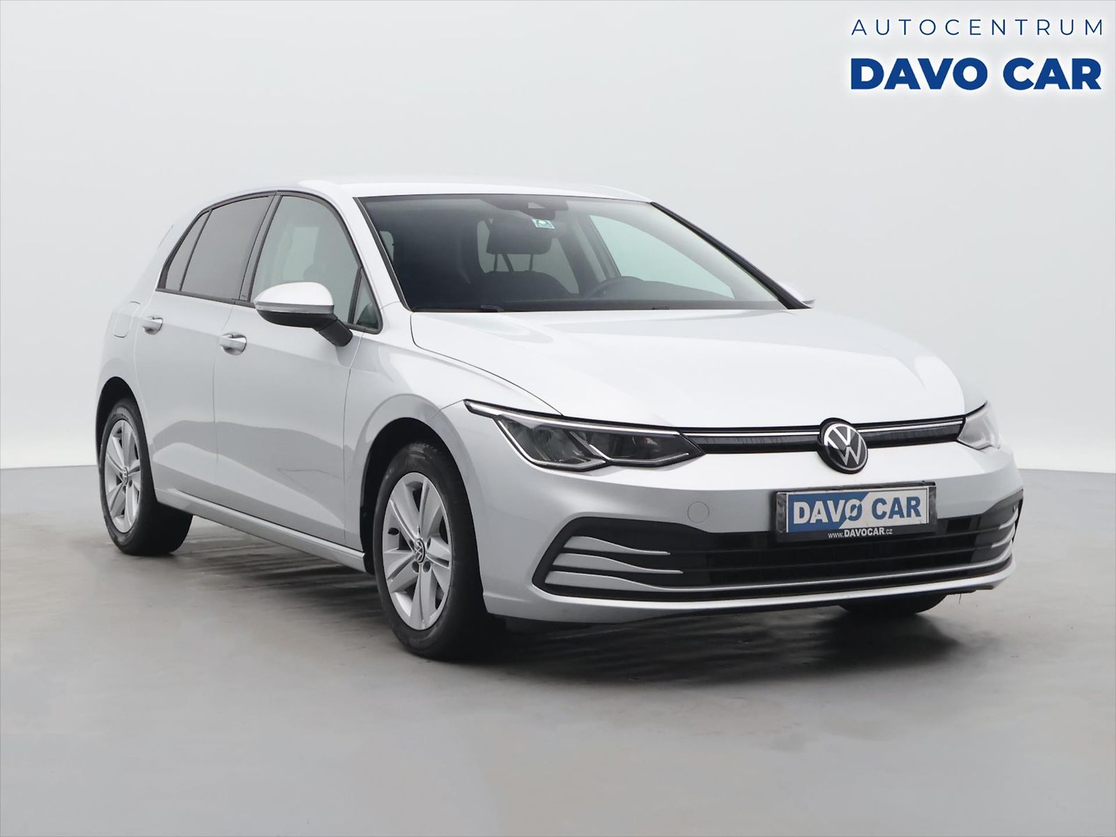 Volkswagen Golf 1,0 TSI 81kW Life M6