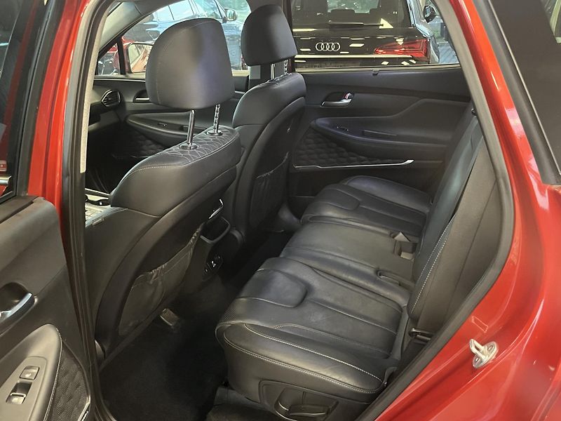 Hyundai Santa Fe (2021) 2,2CRDI REZERVACE - fotka 15 z 30