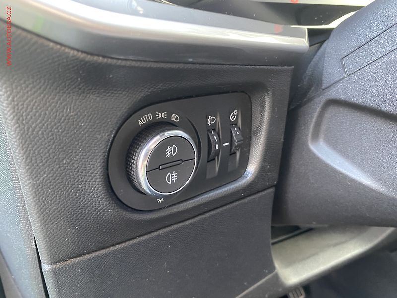 Opel Mokka (2021) 1.2 T, Elegance, LED, navi - fotka 15 z 18