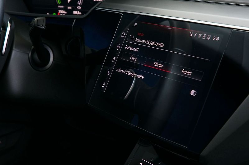 Audi e-tron 55 300kW NightV B&O HUD ZÁRUKA - fotka 36 z 46