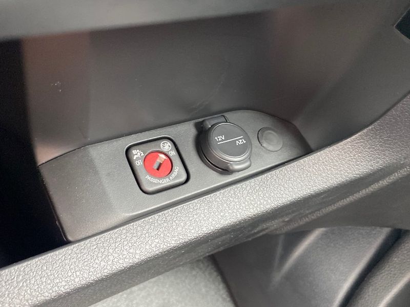 Fiat Ulysse (2026) Icon 2.2 MTJ 180k AT8 L3 - fotka 22 z 23
