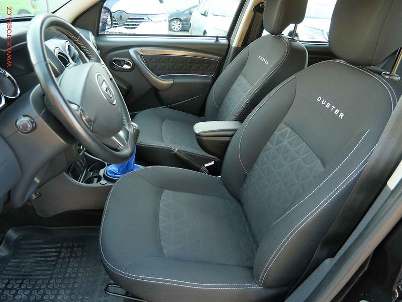 Dacia Duster (2014) 1.6 16V, AC, TZ, park.asist - fotka 9 z 20