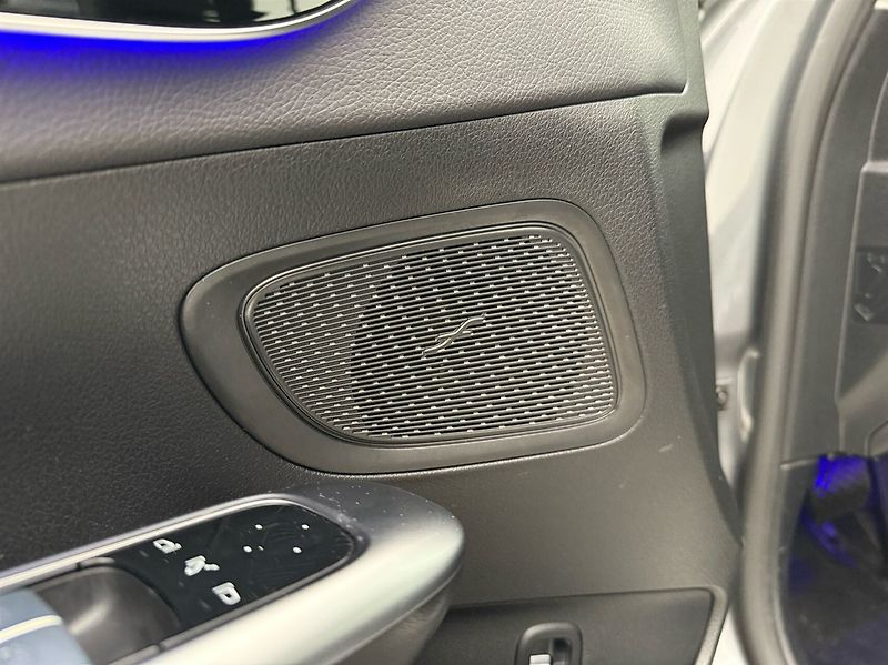 Mercedes-Benz Třídy C 220d/Kam/Distronic - na cestě - fotka 9 z 19