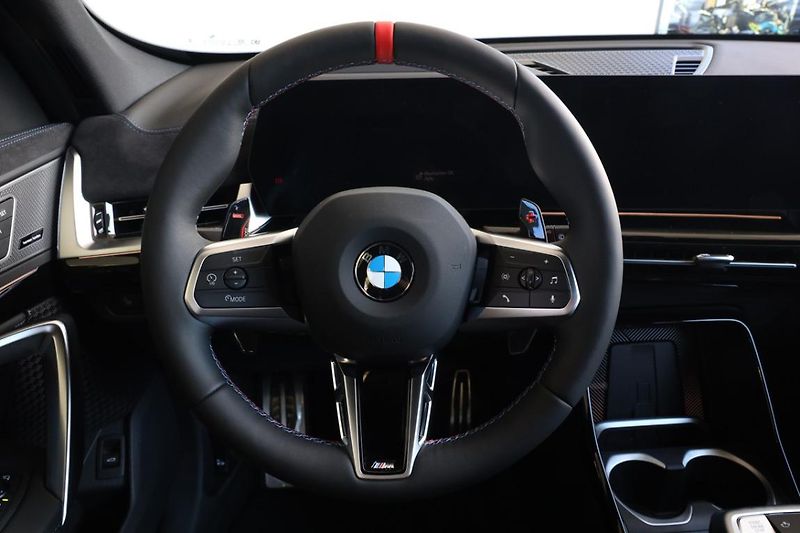 BMW X1 M35i xDrive - fotka 10 z 18