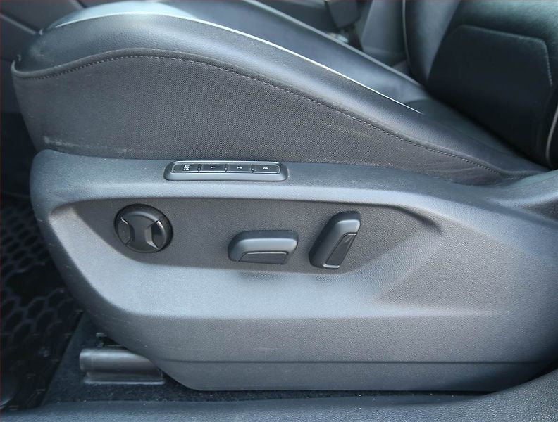 Volkswagen Tiguan Allspace (2018) 2.0 TDI, 4X4, Automat - fotka 19 z 21