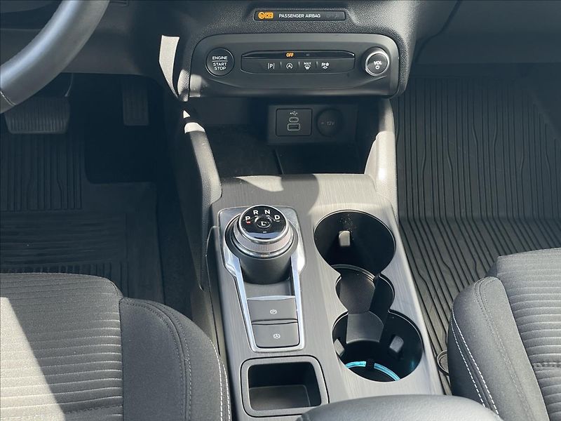 Ford Focus 1,5 Ecoblue AT8 Titanium - fotka 12 z 23
