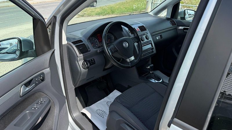 Volkswagen Touran (2009) 1.4TSi 125kW *7míst*ALU*DSG* - fotka 8 z 22