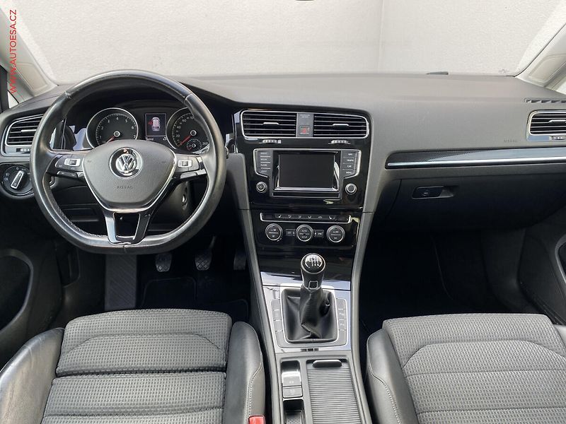 Volkswagen Golf (2013) 1.4 TSi, Highline, bixen - fotka 8 z 18