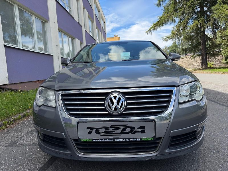 Volkswagen Passat 2,0 TDI 4x4 servis  - fotka 9 z 30