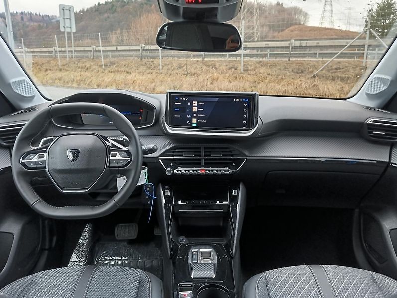 Peugeot 208 (2026) ALLURE Hybrid 110 e-DCS6 - fotka 10 z 16
