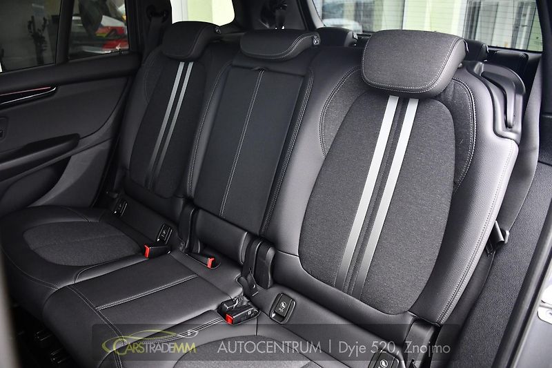 BMW Řada 2 216d GRAN TOURER ČR 1.MAJ 7MÍS - fotka 14 z 57