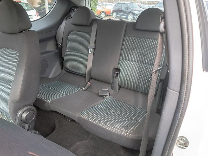 Mitsubishi Colt (2007) 1.1i 55KW – PO SERVISU! - fotka 27 z 36