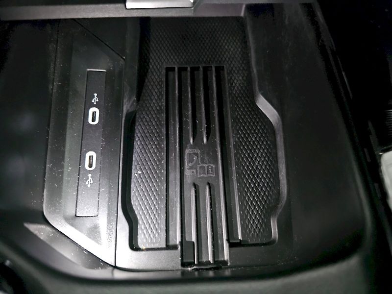 Škoda Superb (2025) 2.0TDi 142kW 4X4 SPORTLINE WEB - fotka 25 z 34