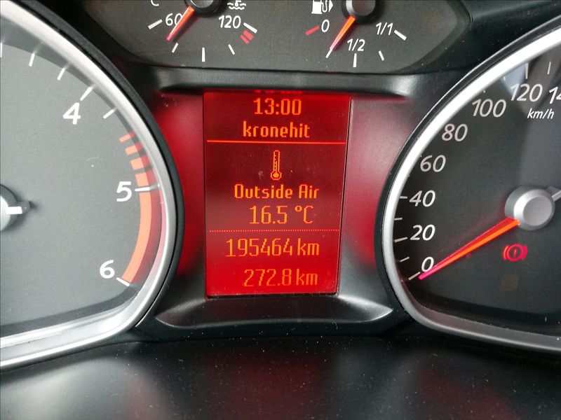 Ford Galaxy 2,0 TDCi 1.majitel - fotka 7 z 19