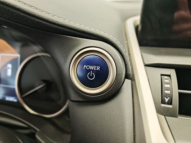 Lexus NX 300h 2.5 300h 145kW 4WD Best Busine - fotka 31 z 39