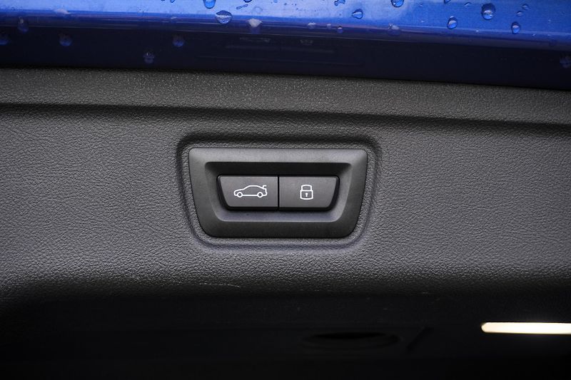 BMW Řada 3 M340i xD,Tažné, H/K, 360°, ACC - fotka 29 z 31