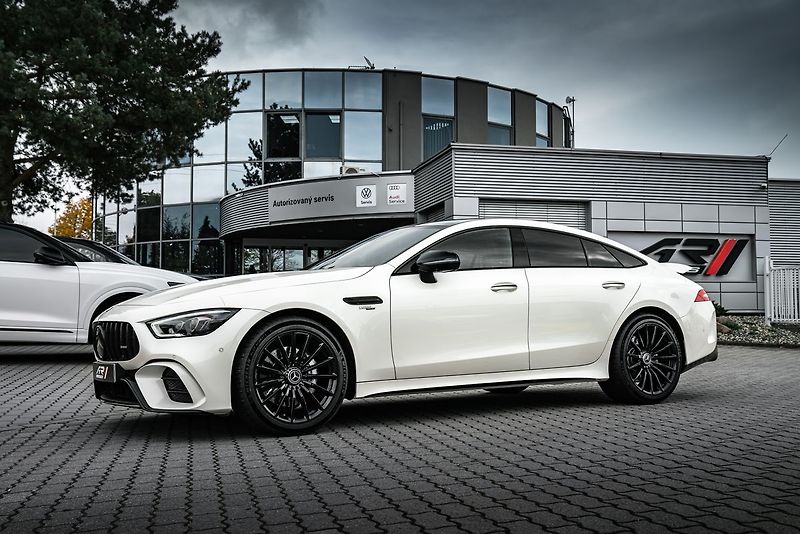 Mercedes-Benz AMG GT 53+ 4M Pano HuD - fotka 29 z 29