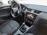 Škoda Octavia 1,6 TDi Style - náhled 15