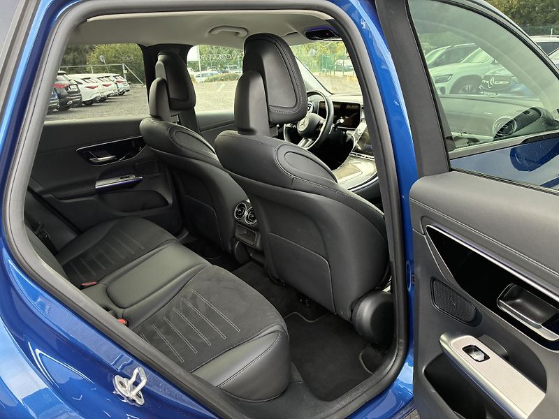 Mercedes-Benz GLC (2024) 220d 4MATIC - fotka 8 z 16