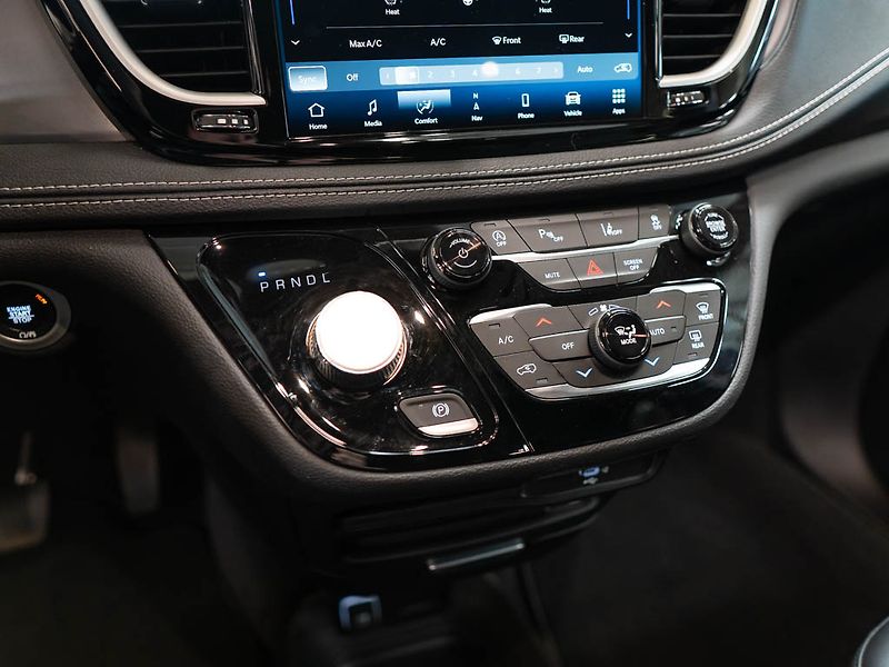 Chrysler Pacifica (2026) 3.6 Select AWD, 360 Cam 2x LCD - fotka 24 z 35