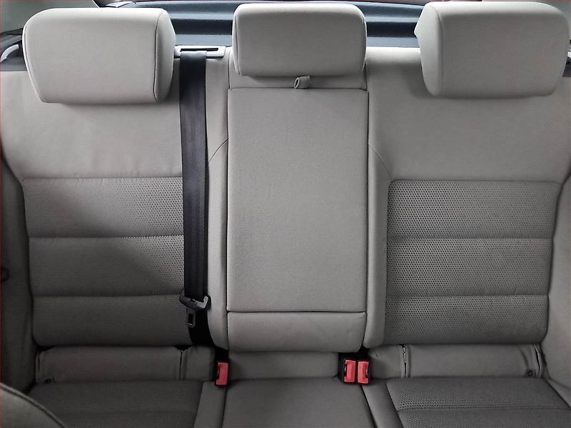 Škoda Octavia (2006) 1.6, po STK, zamluveno - fotka 10 z 17