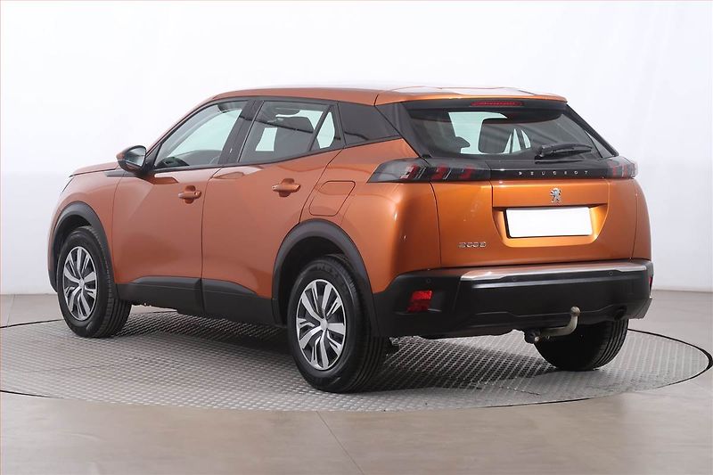 Peugeot 2008 (2020) 1.2 PureTech, Serv.kniha - fotka 4 z 21