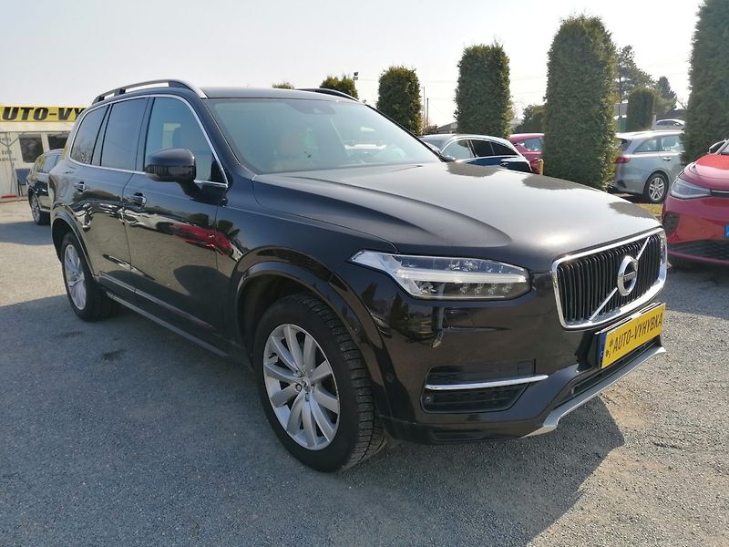 Volvo XC90 (2015) D5 AWD 7-míst Bowers & Wilkins - fotka 3 z 33