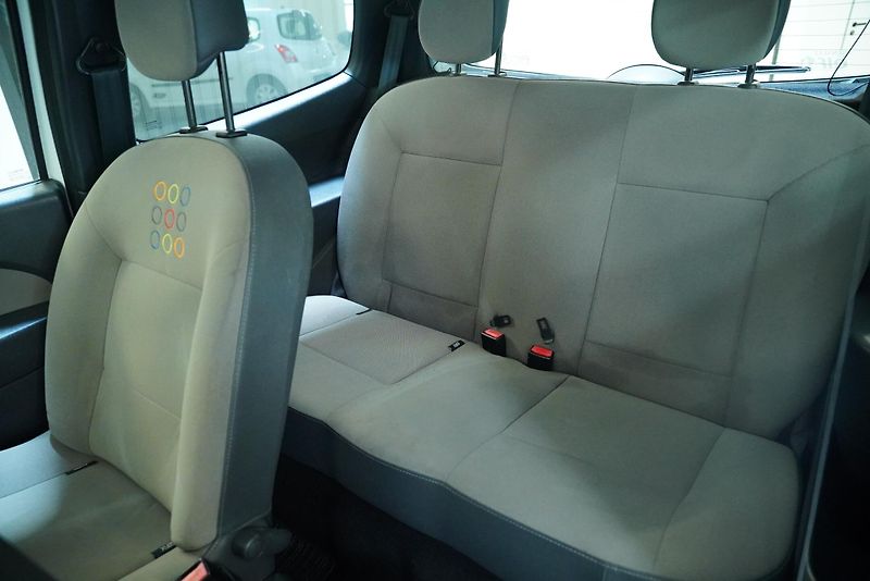Renault Twingo - fotka 21 z 22
