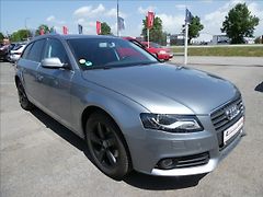 Audi A4 2,0 TDi 125kW serviska,NAVI - fotografie inzerátu