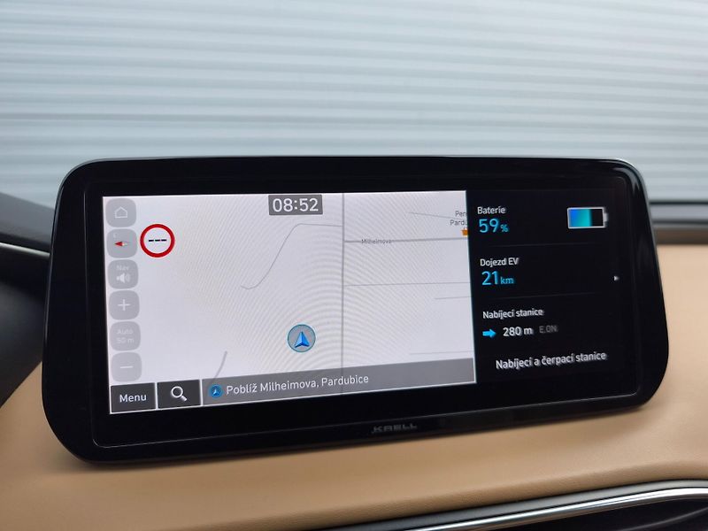 Hyundai Santa Fe (2022) Luxury 1.6 T-GDi PHEV 195kW, Č - fotka 18 z 30