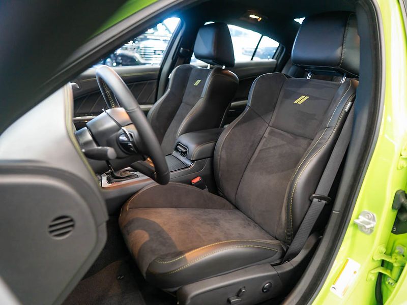 Dodge Charger (2024) 6.4 Scat Pack Wide Swinger - fotka 14 z 43