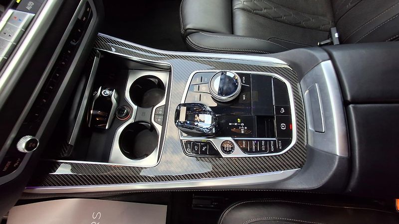 BMW X5 4.0xD-MPAK-R22-NEZ.T.-TAŽNÉ - fotka 19 z 43